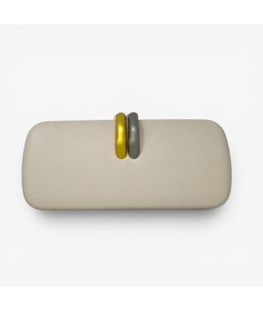 Bolso de mano broche