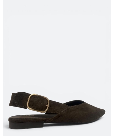 Zapato plano hebilla